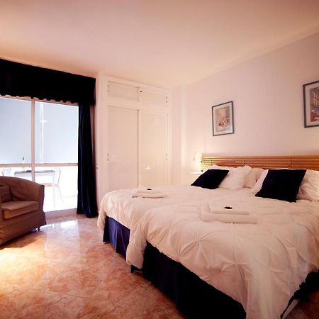 Apartamentos Dc Benalmádena Exteriör bild