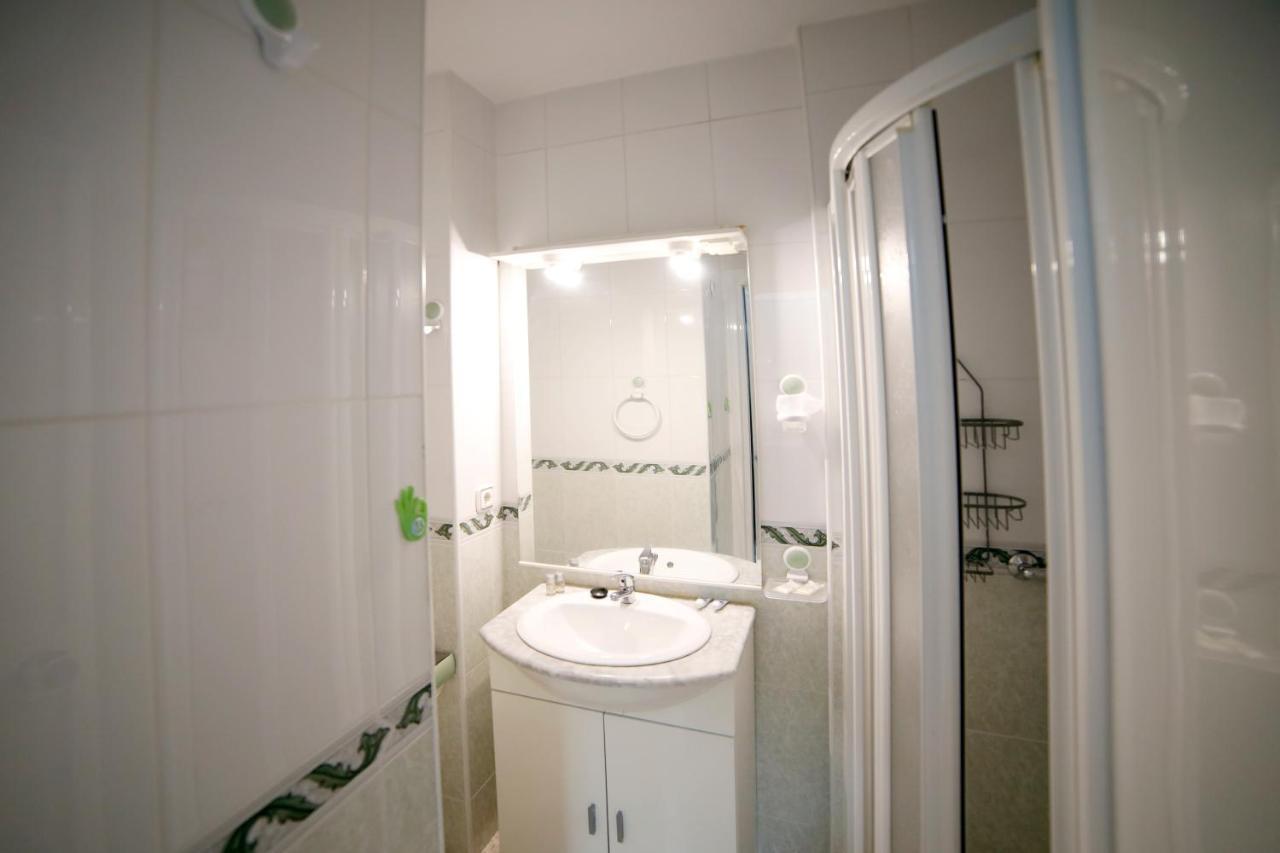 Apartamentos Dc Benalmádena Exteriör bild